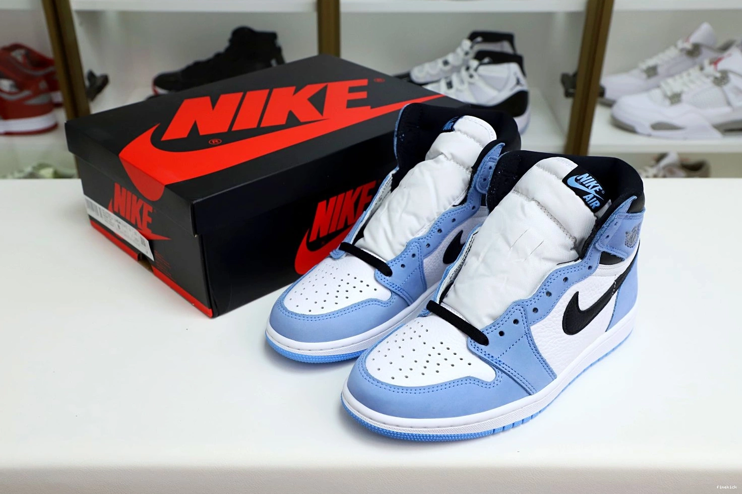1 AIR JORDAN OG HIGH 'UNIVERSITY RETRO 0720